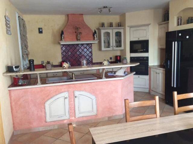 Appartement de vacances entier, Double Room with Terrace in Roissy-en-France, Val-d'Oise