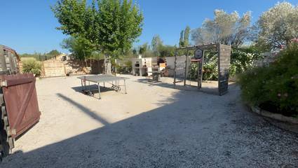 Gîte pour 4 Personnes dans Arles, Parc naturel régional de Camargue, Photo 3
