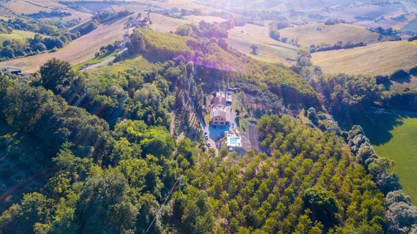Bed and breakfast per 2 persone, con piscina e panorama nonché giardino, adatto a famiglie con bambini - 1