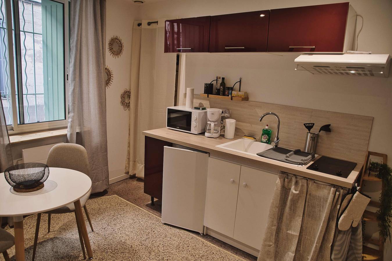 Estudio entero, Estudio 'Centre Historique Beaucaire' con Wi-Fi in Beaucaire, Region de Nimes