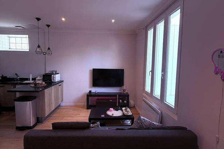 Limitless - Forbidden House in Le Perreux-sur-Marne, Val-de-Marne