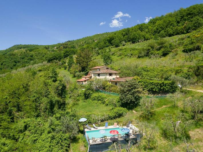 Agriturismo per 6 persone, con giardino in Pontassieve