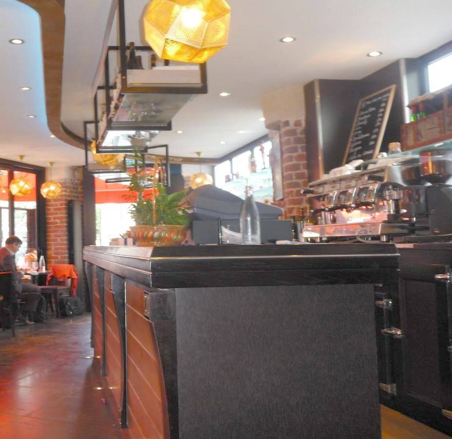Café Hôtel de l'Avenir in Saint-Ouen, Seine-Saint-Denis