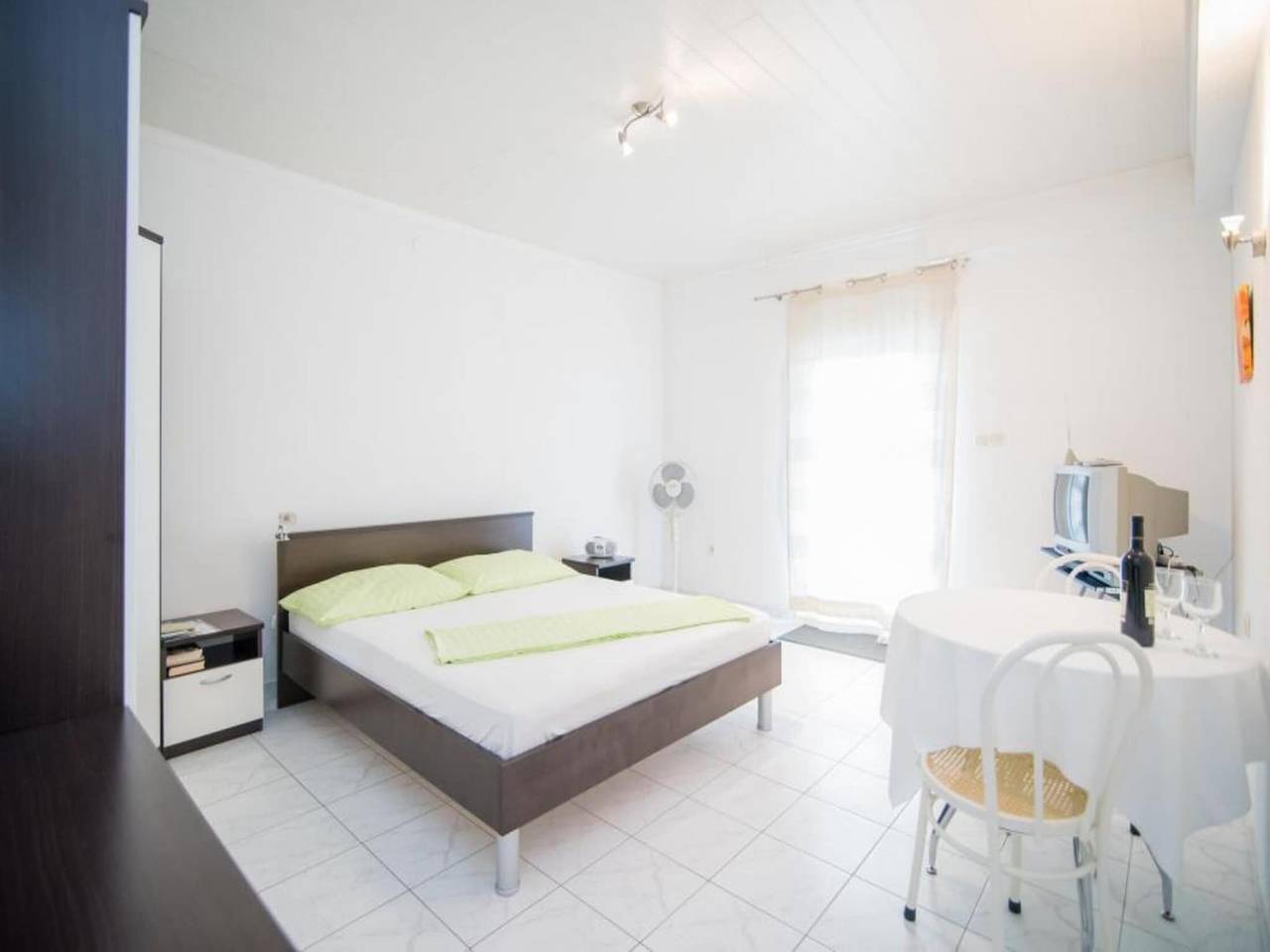 Cały apartament, Kawalerka z tarasem z widokiem na morze in Postira, Brac