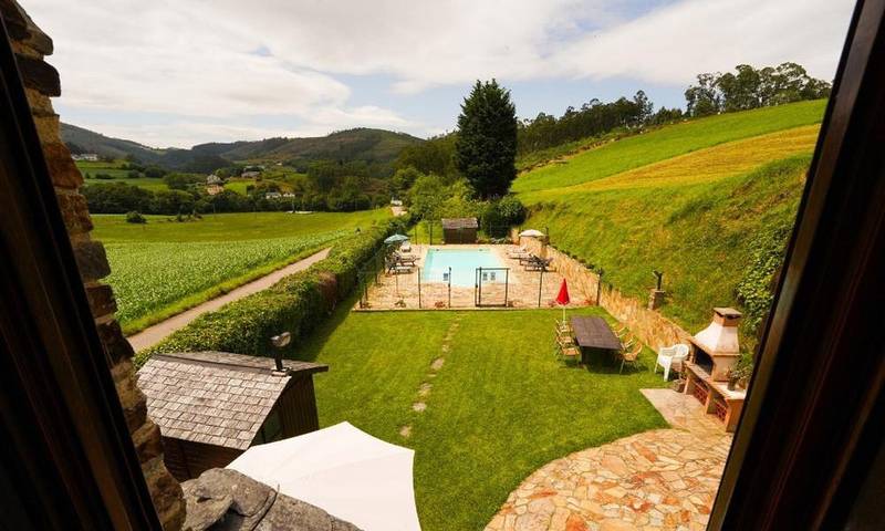 Apartamento de vacaciones para 4 personas, con vistas además de terraza y piscina - 1