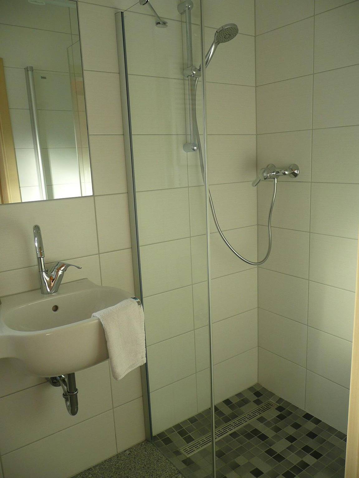 Appartement de vacances entier, Doppelzimmer Dusche/Wc - Balkon in Traben-Trarbach, Région de Bernkastel-Kues