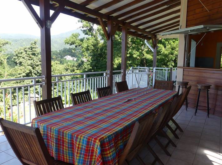 Location de vacances pour 10 personnes, avec jardin ainsi que piscine et balcon à Bouillante - 4