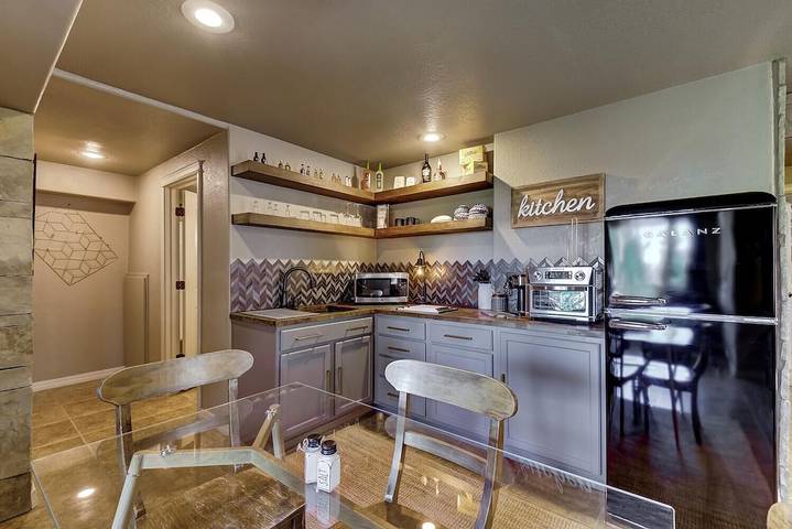Vacation rental for 2 people, with pool and yard in Aurora