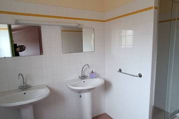 Chambre D’hôte pour 15 Personnes dans Prugnanes, Région de Perpignan, Photo 3