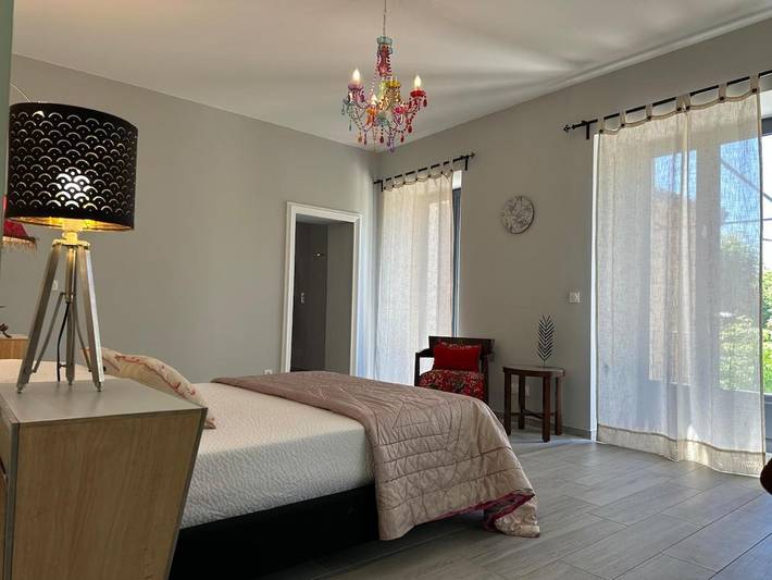 Location de vacances pour 10 personnes, avec terrasse et piscine à Méjannes-lès-Alès - 3