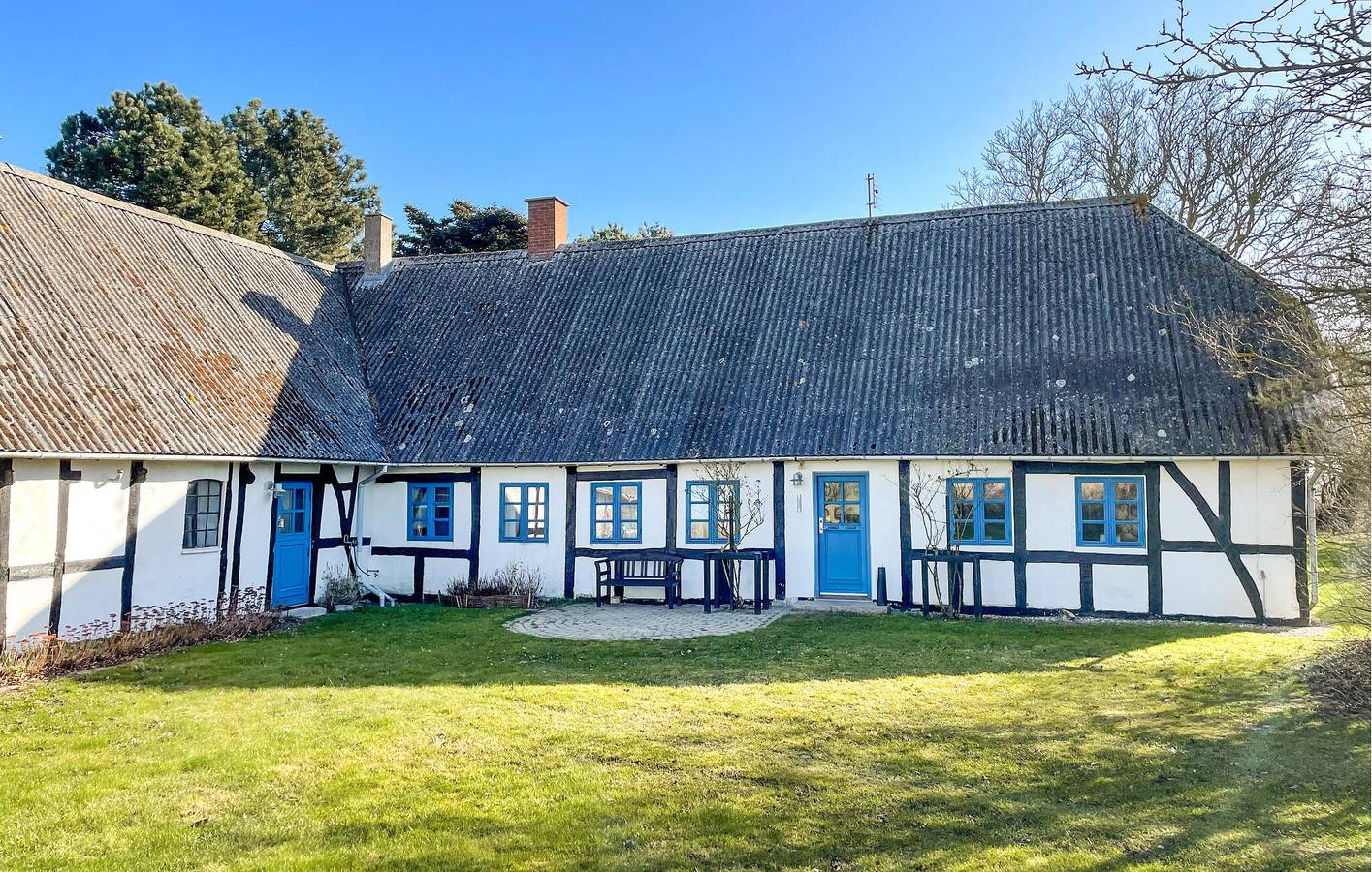 Holiday home for 7 people with terrace in Swedish Baltic Sea