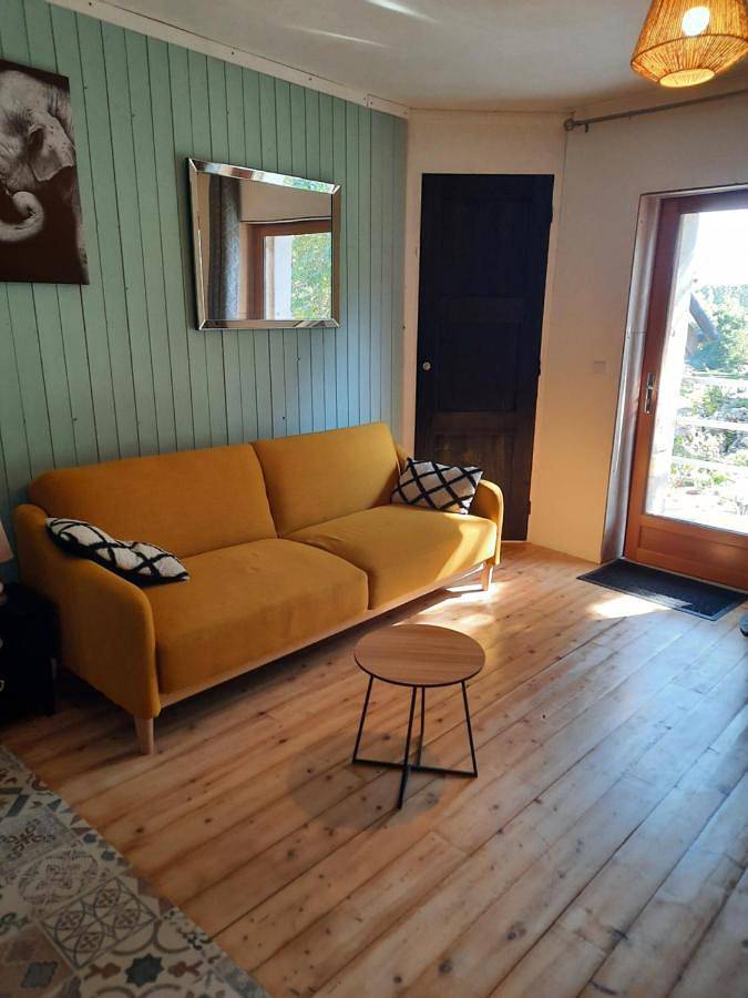 Appartement entier, Gîte des 2 Lions in Murs-et-Gélignieux, Belley
