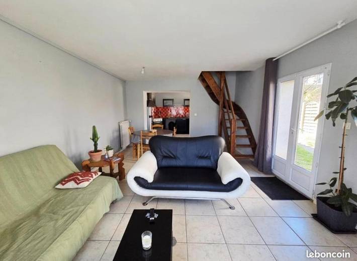 Location de vacances pour 3 personnes, avec terrasse à Quarante - 3