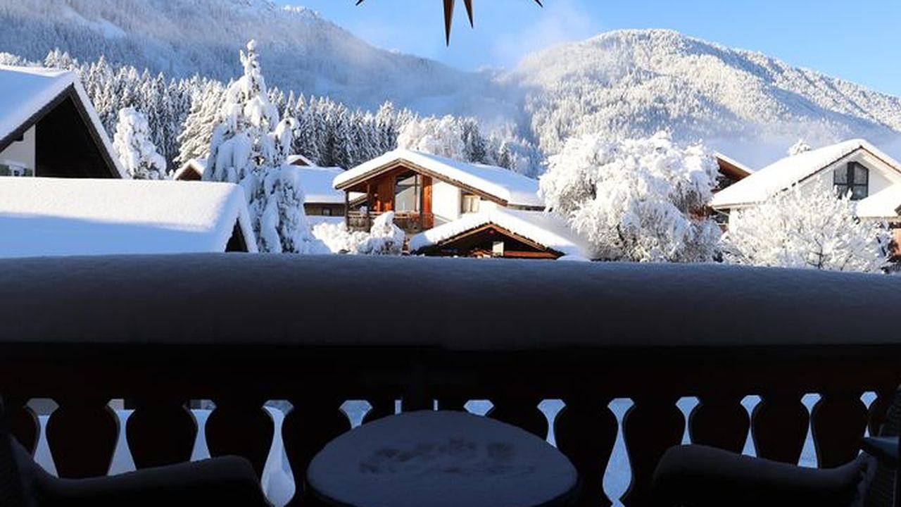 Geheel vakantieappartement, Vakantieappartement voor 4 personen met balkon in Oberammergau, Beierse Alpen