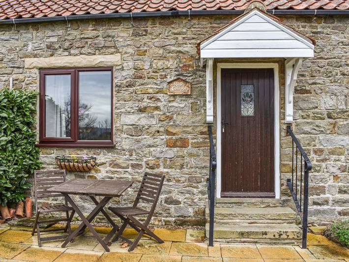 Cottage for 2 people, with garden, with pets in North Yorkshire