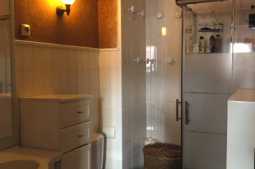 Ganze Wohnung, Appt 4 Rooms seaside Aregno beach in Aregno, Calvi und Umgebung