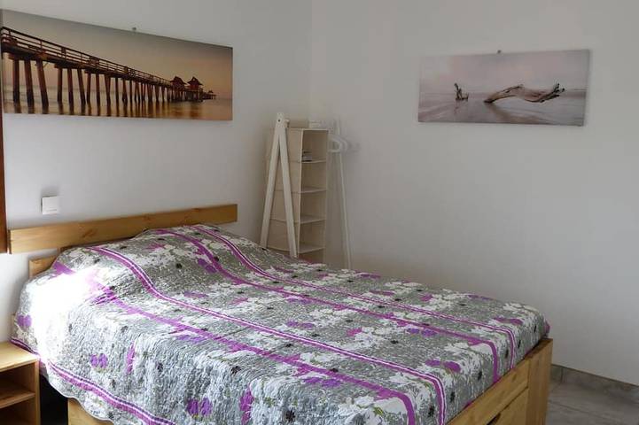 Gîte pour 4 personnes, avec terrasse ainsi que piscine et jardin à Villeneuve-lès-Maguelone - 2