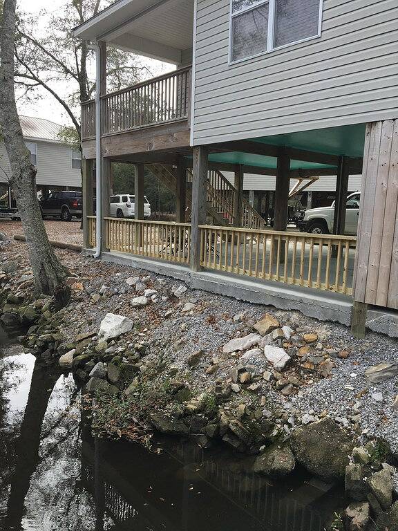 Log cabin for 4 people, with balcony and pool in Gulf Coast