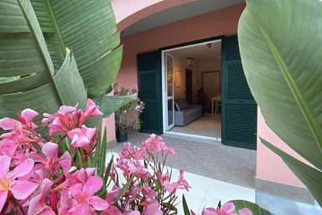 Gîte pour 4 personnes, avec vue et terrasse à Villanova d'Albenga