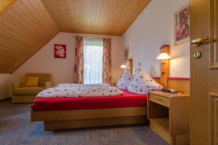 Ferienwohnung für 6 Personen, mit Garten und Balkon in Hollfeld - 3