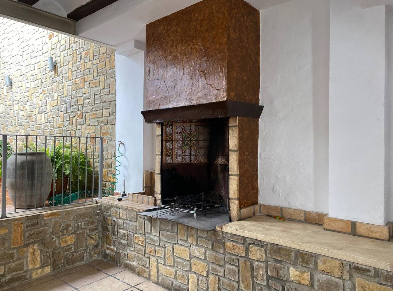 Villa - Casa Rural Frigols in Chella, Valencia Province