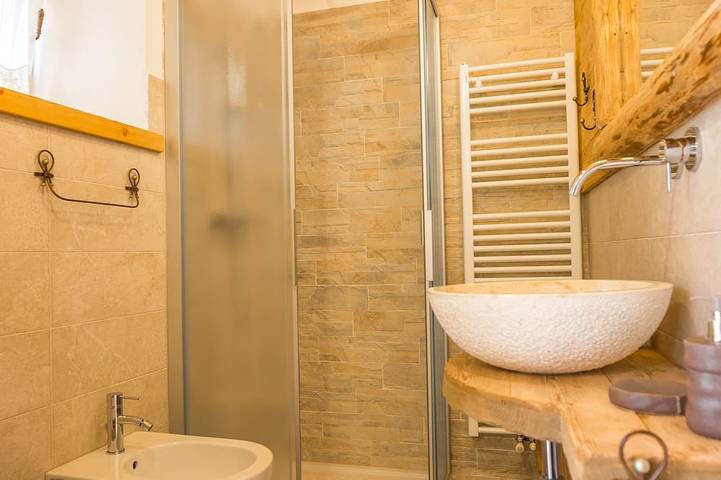 Blockhütte für 2 Personen, mit Garten, mit Haustier in Italien - 4