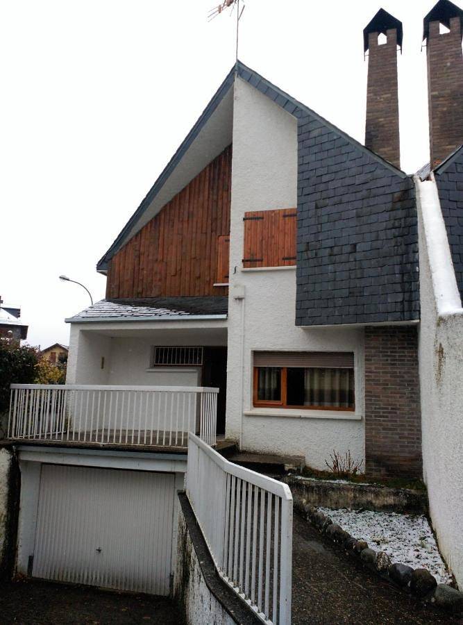 Casa rural para 6 personas, con vistas además de piscina y jardín en Valle de Tena - 4