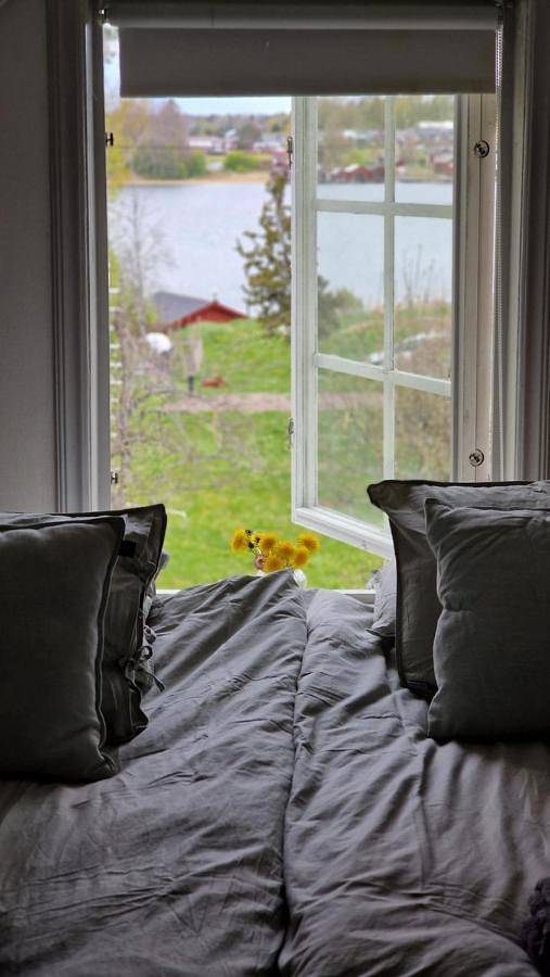 Ferienhaus für 2 Personen, mit Balkon und Whirlpool sowie Terrasse und Garten in Väddö - 4