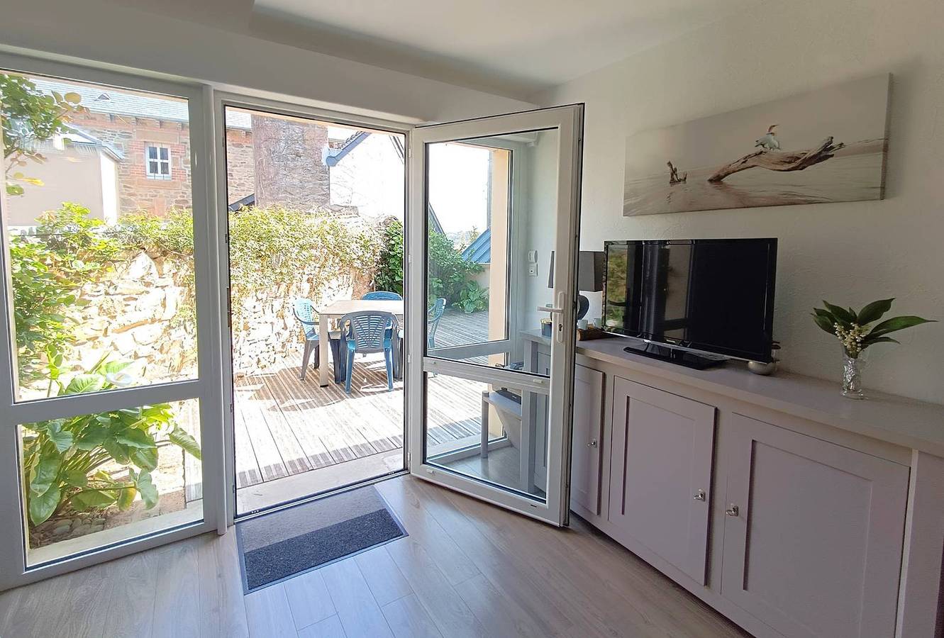 Maison 5 pers avec grande terrasse Vue Mer à Perros-Guirec in Perros-Guirec, Costa de granito rosa