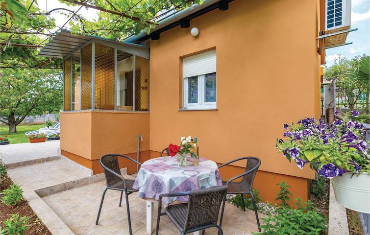 Ferienhaus für 4 Personen, mit Terrasse in Rijeka - 3
