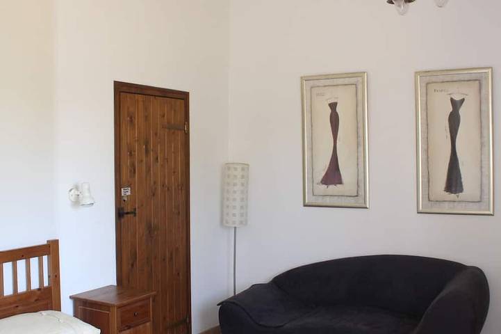 Location de vacances pour 8 personnes, avec jardin et piscine à Lusignac - 4