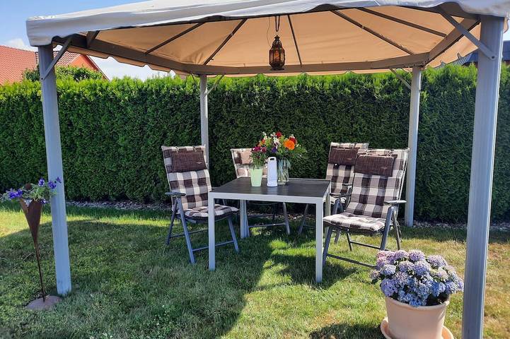 Ferienwohnung für 4 Personen, mit Garten