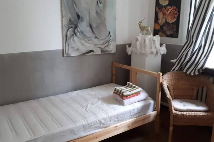 Ferienhaus für 5 Personen, mit Garten und Terrasse sowie Whirlpool in Hürth - 4