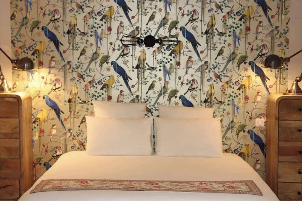 Les Lauriers - House with swimming pool in La Roque-Alric, Vaucluse