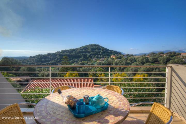 Gîte pour 4 personnes, avec Terrasse et Vue