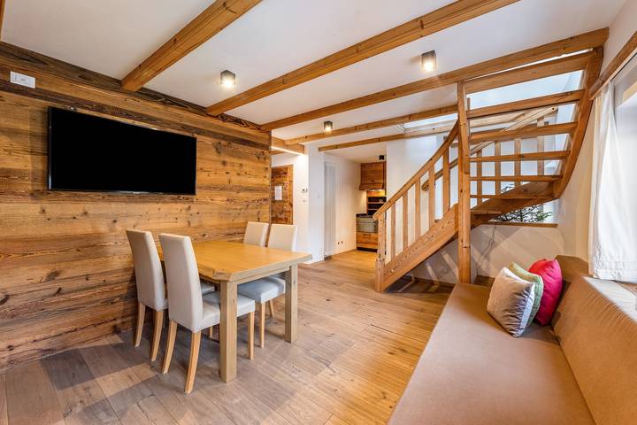 Ferienwohnung für 4 Personen, mit Balkon und Whirlpool sowie Garten und Sauna in Überetsch-Unterland - 2