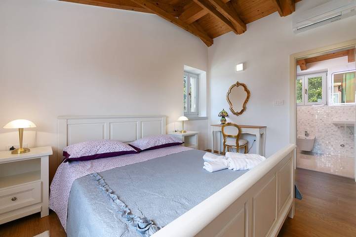 Villa pour 4 personnes, avec jardin à Funtana - 3