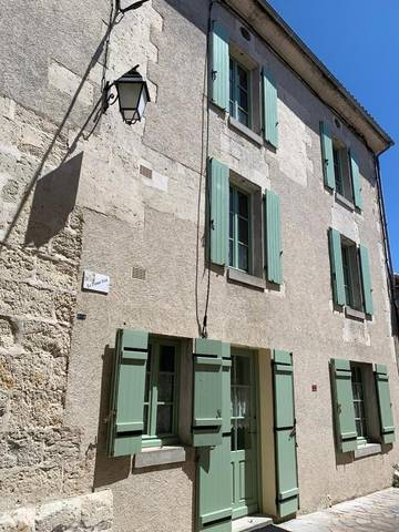 Chambre d’hôte pour 2 personnes, avec vue à Saint-Aulaye