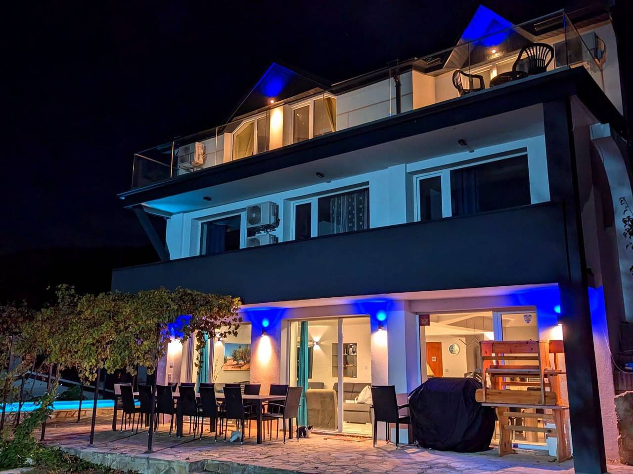 Familienvilla "Dionysus" mit Pool und Meerblick in Balchik, Dobrich Region