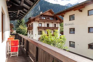 Lodge for 4 People in Mayrhofen, Tyrol, Photo 1