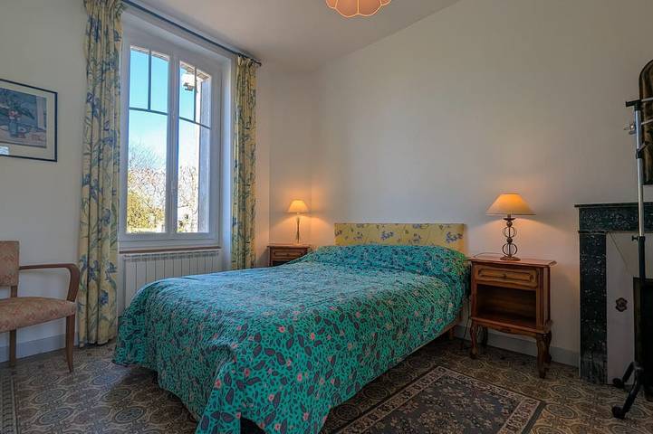 Gîte pour 11 personnes, avec jardin à Chabris - 4