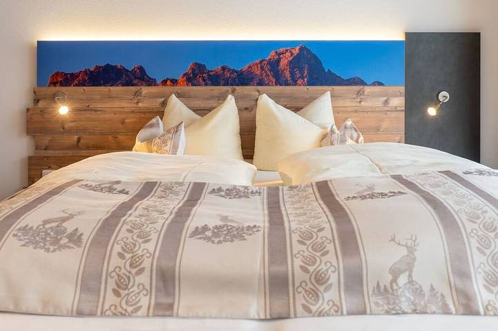 Ferienwohnung für 4 Personen, mit Garten und Balkon, mit Haustier in Nesselwängle - 2