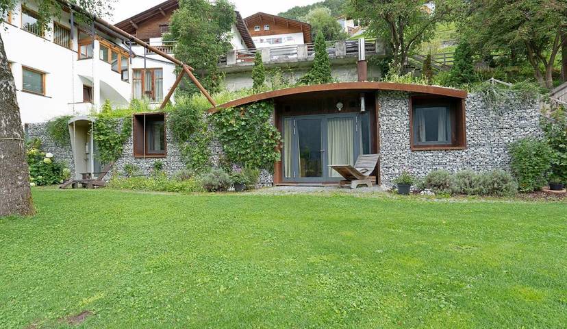 Ferienhaus für 4 Personen, mit Terrasse und Garten sowie Ausblick in Tarrenz