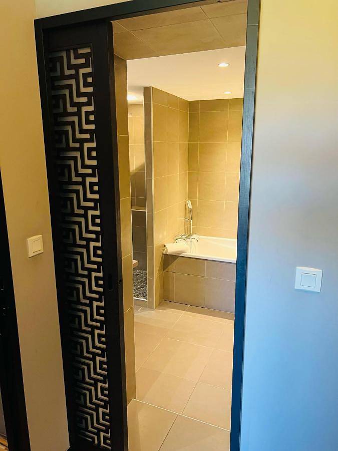 Double Room with Balcony in Bagnols-sur-Cèze, Région de Nîmes