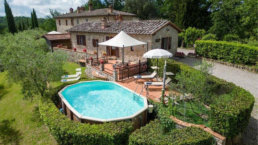 Casa vacanza per 4 persone, con Terrazza e Giardino nonché Piscina a Monti