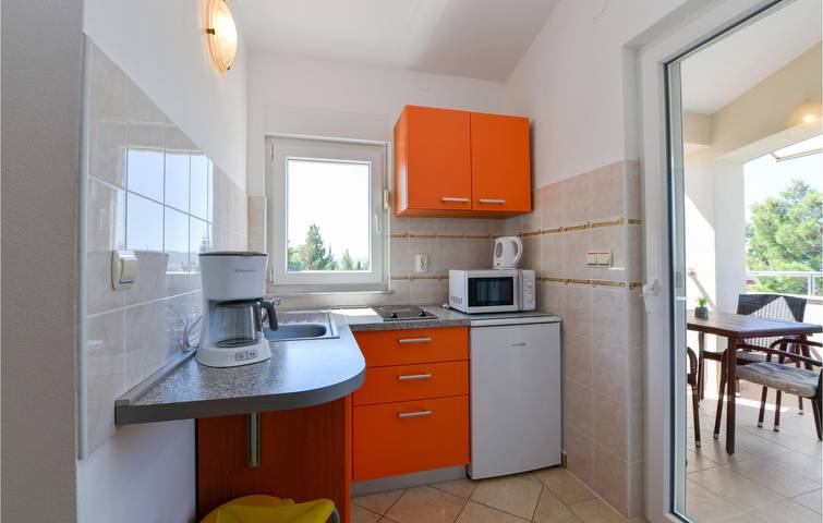 Ferienwohnung für 3 Personen, mit Garten und Terrasse in Starigrad - 3