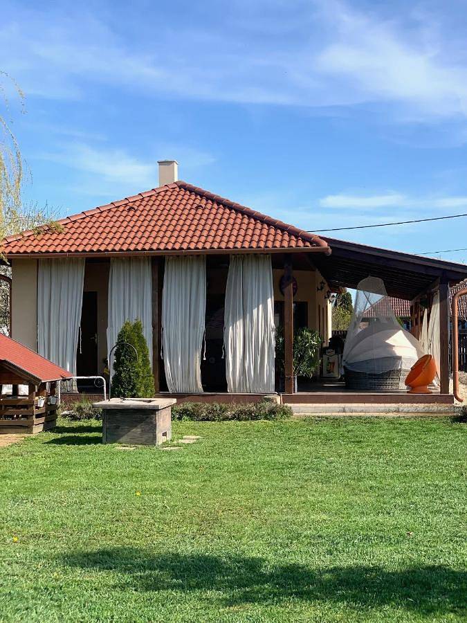 Ferienhaus für 6 Personen, mit Garten und Sauna sowie Whirlpool und Pool in Plattensee nordufer - 2