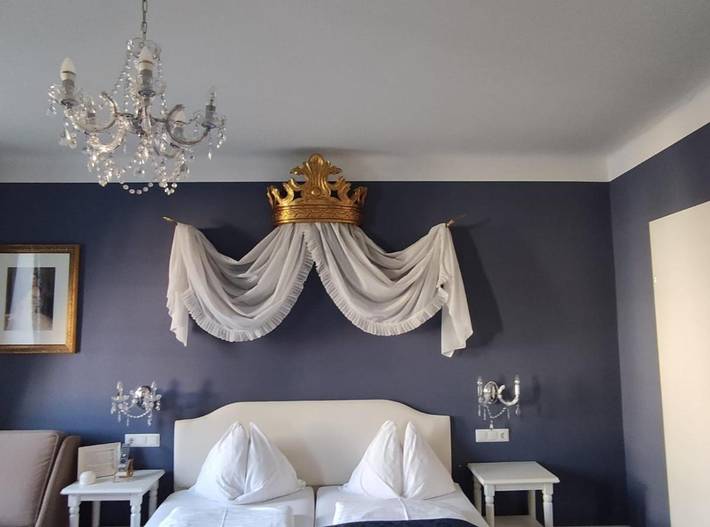 Cottage pour 2 personnes, avec jacuzzi ainsi que terrasse et jardin, animaux acceptés dans Korneubourg