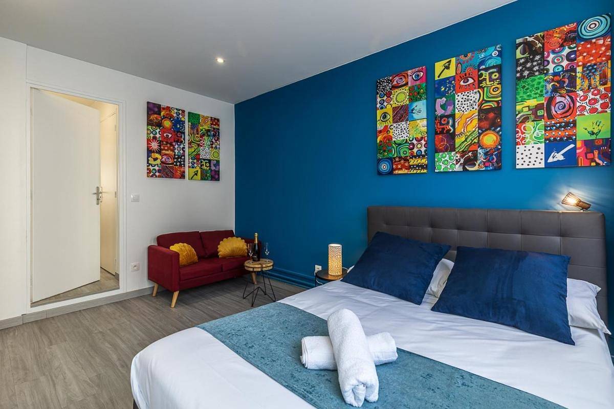 Appartement entier, Studio Apartment in Gentilly, Val-de-Marne
