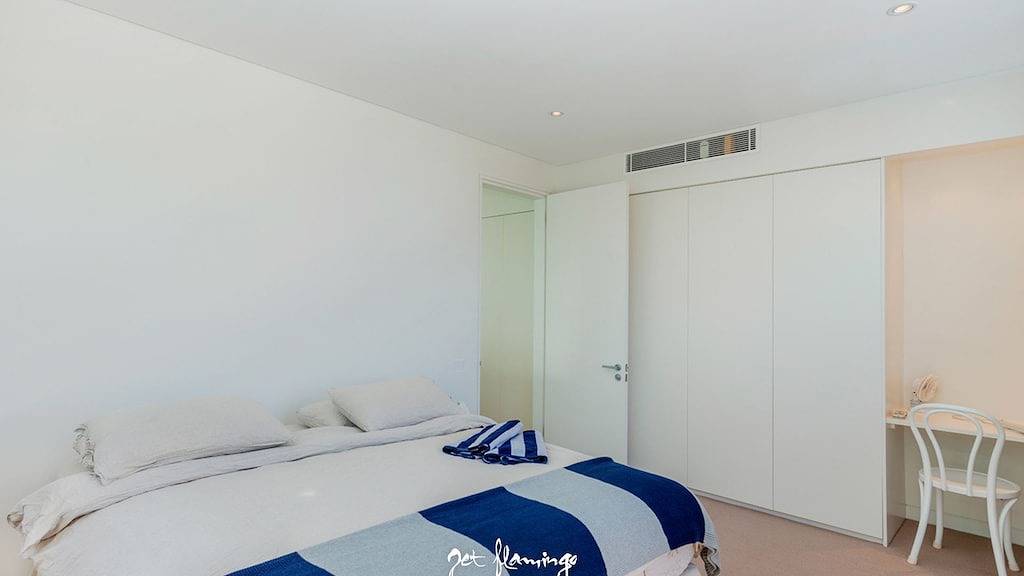 Jet Flamingo:The Surfhouse in Bondi Beach, Sydney